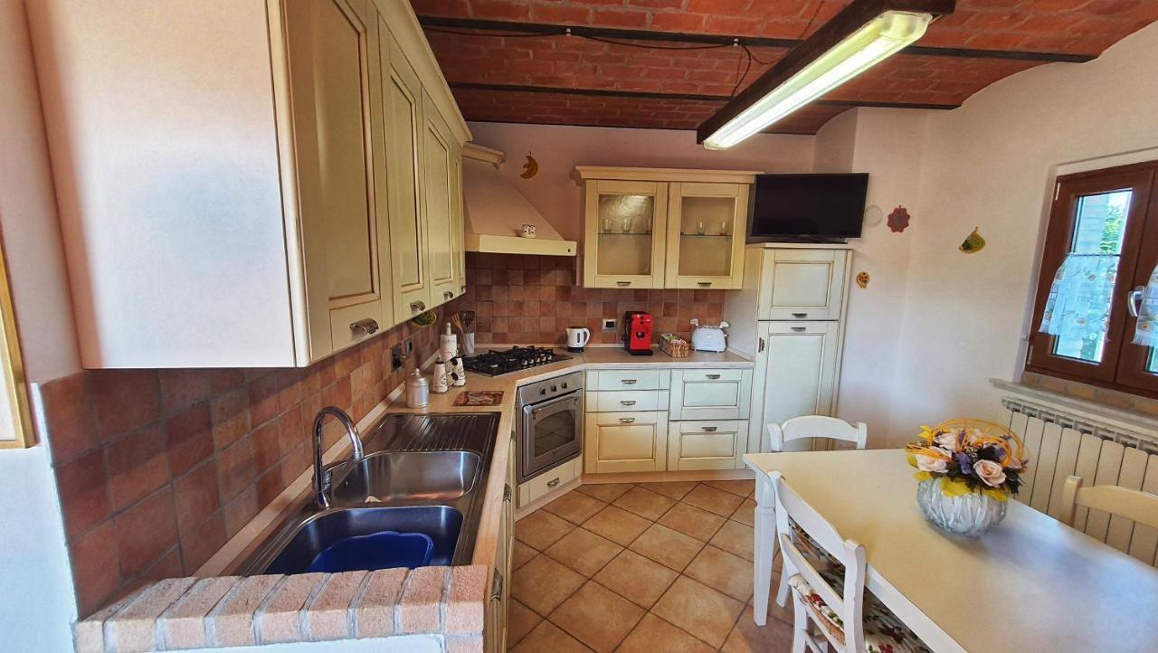 Spicchio Di Luna - Casa Vacanze Albiano Magra Dış mekan fotoğraf