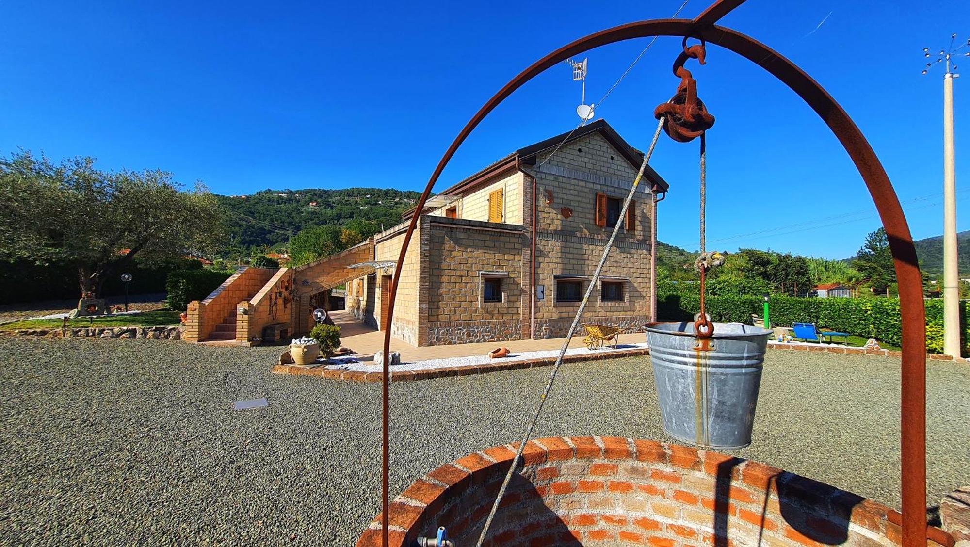 Spicchio Di Luna - Casa Vacanze Albiano Magra Dış mekan fotoğraf